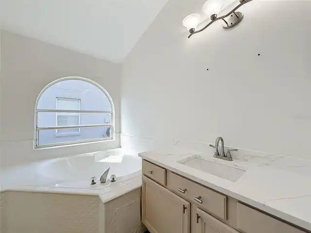 Listing Photo 44