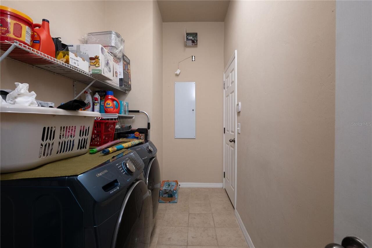 Listing Photo 8