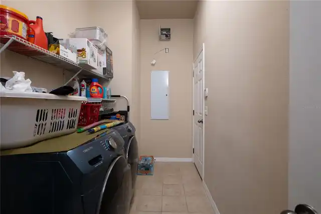 Listing Photo 8