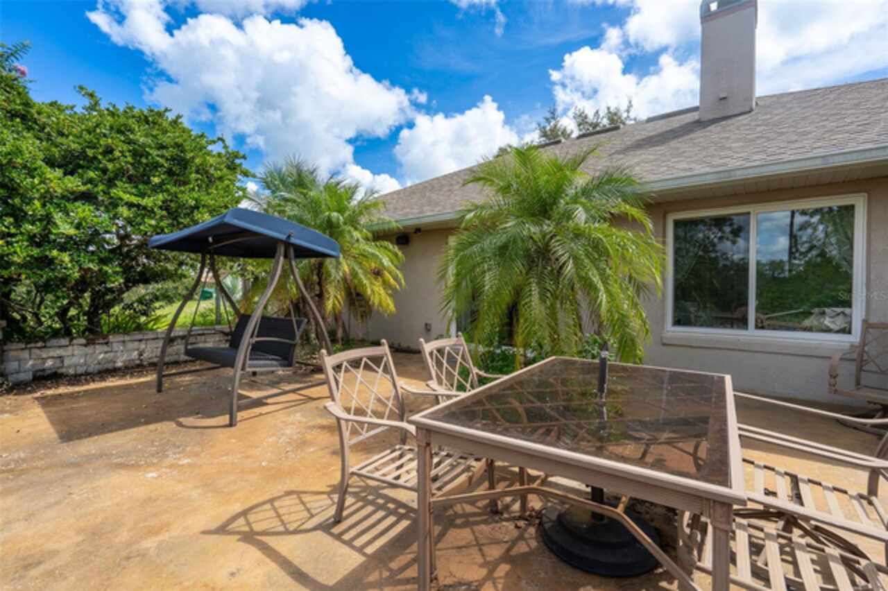 Listing Photo 17