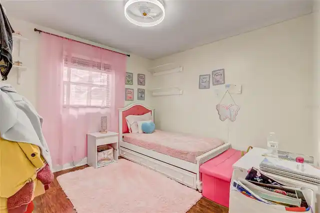 Listing Photo 15