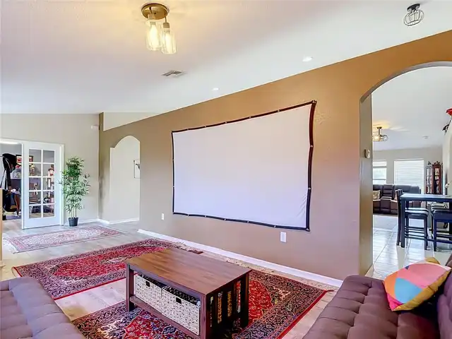 Listing Photo 15