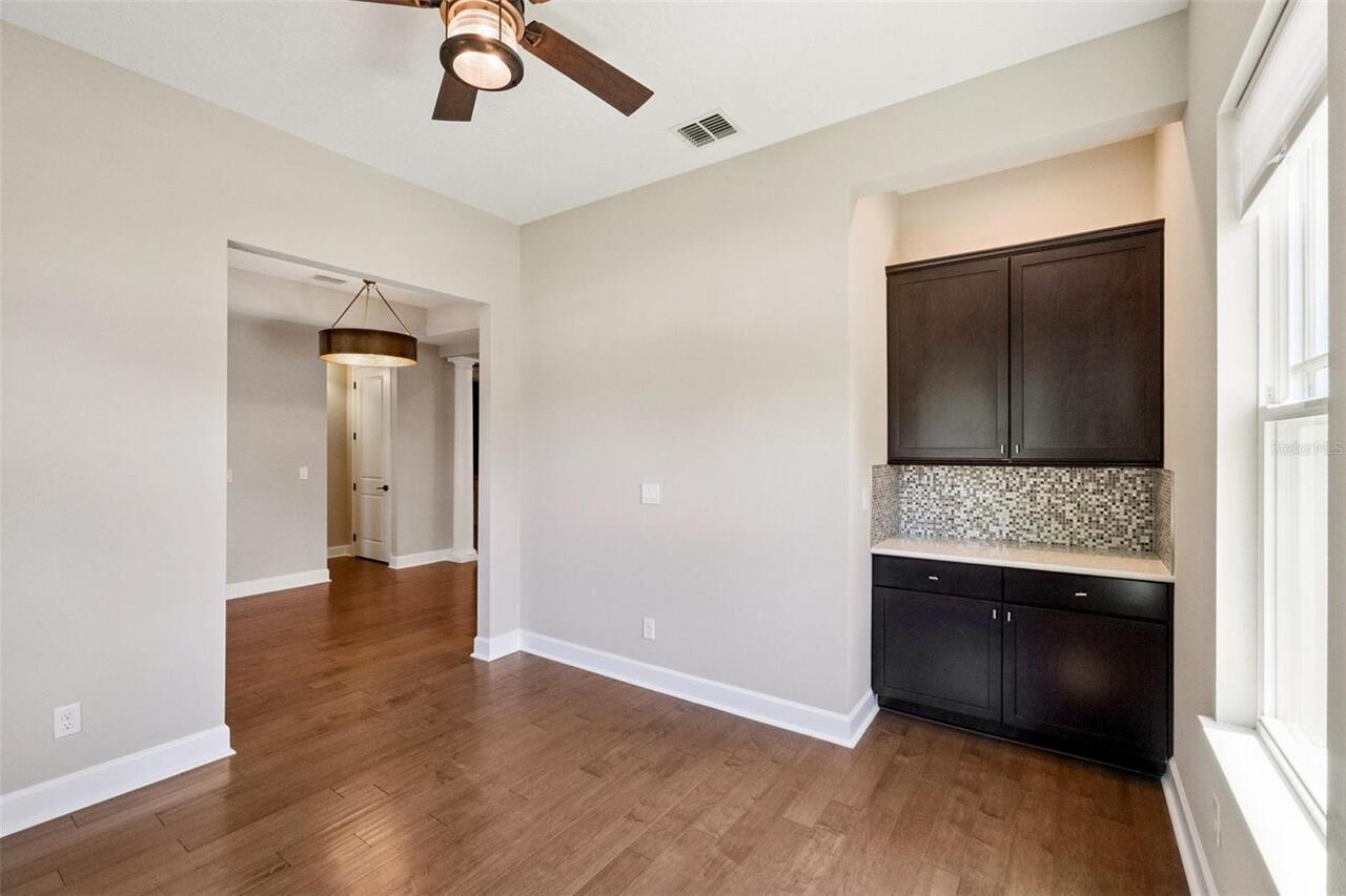 Listing Photo 12
