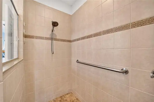 Listing Photo 39