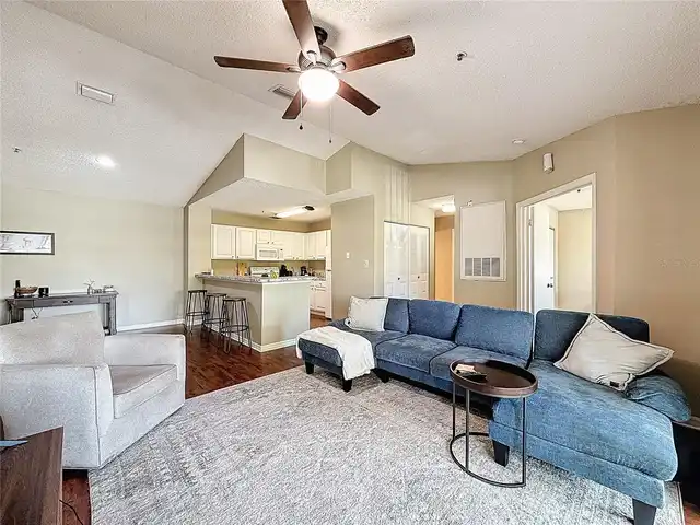 Listing Photo 15