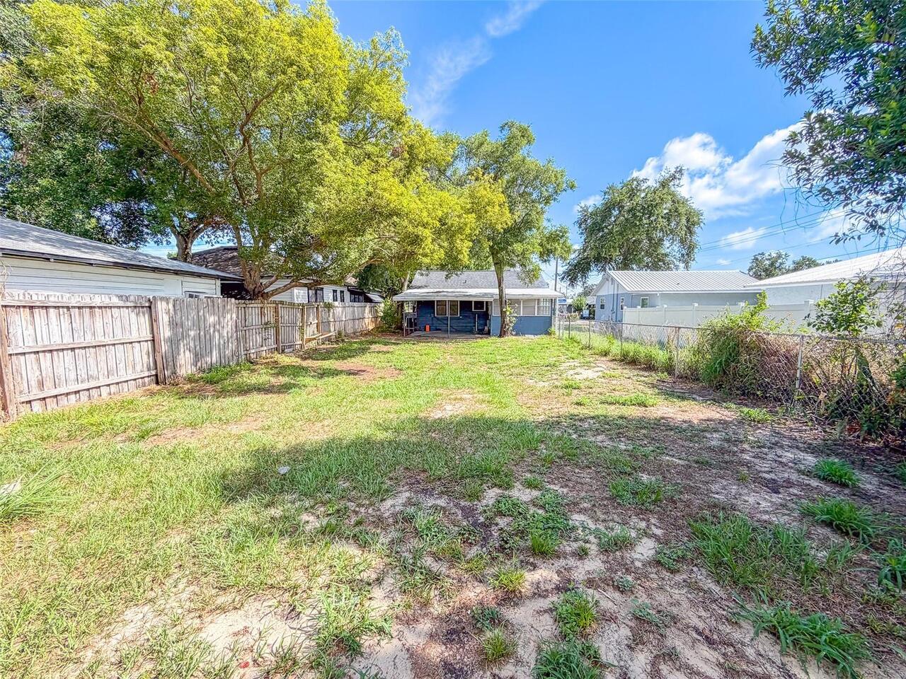 Listing Photo 14