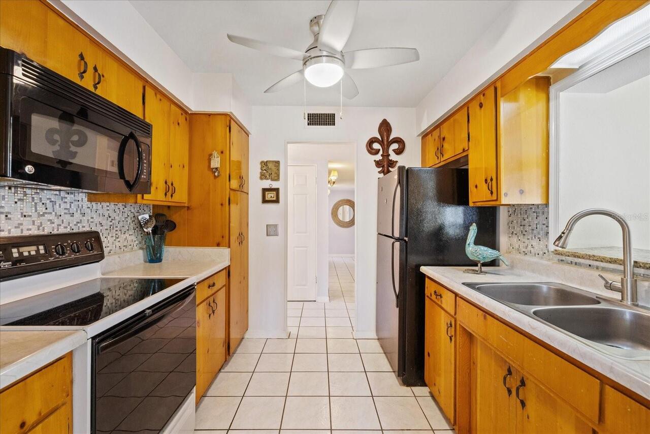 Listing Photo 18