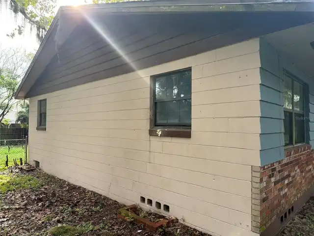 Listing Photo 17