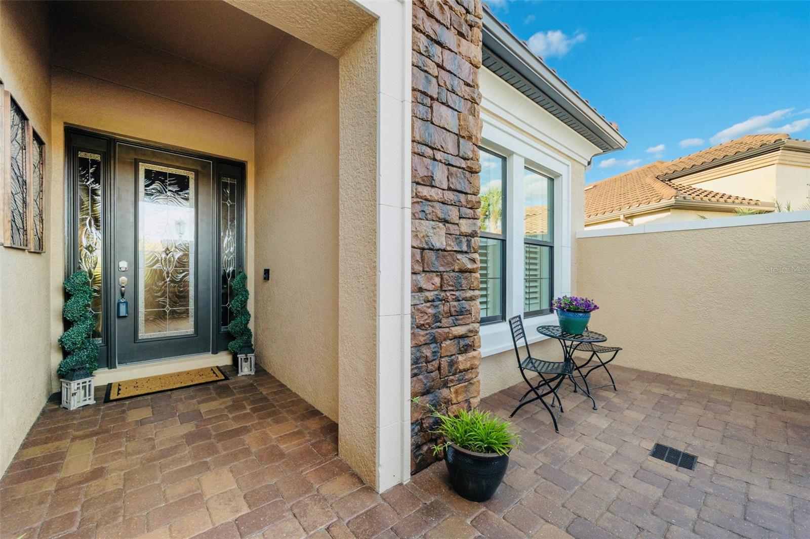 Listing Photo 8