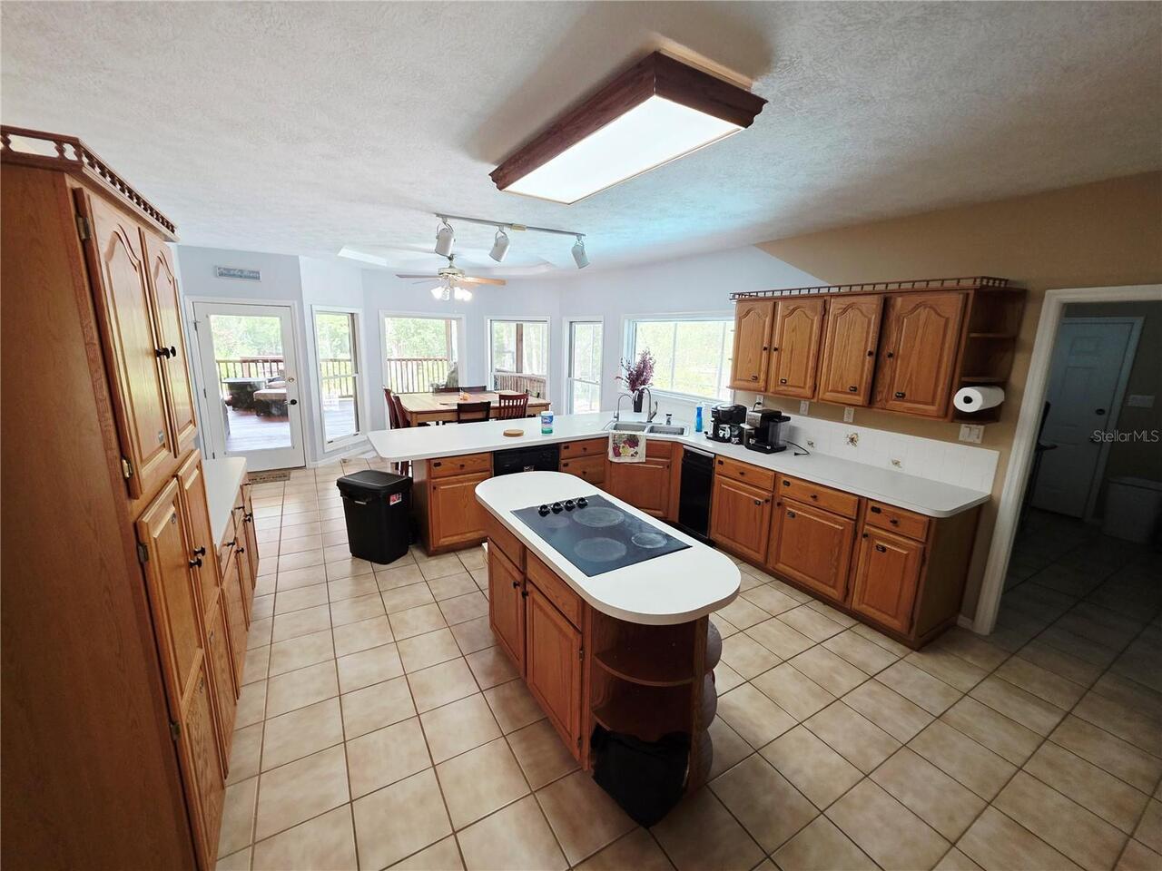 Listing Photo 20