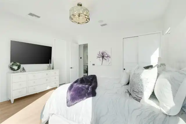 Listing Photo 25