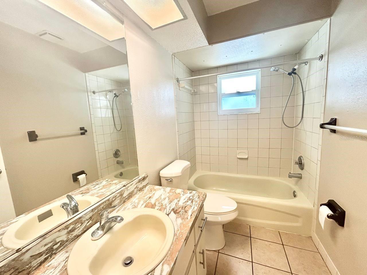 Listing Photo 10