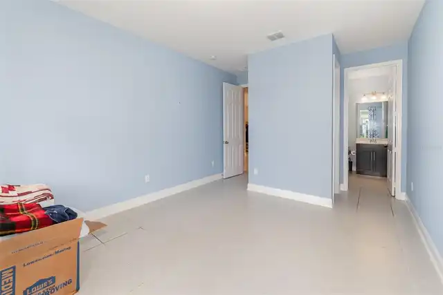 Listing Photo 24