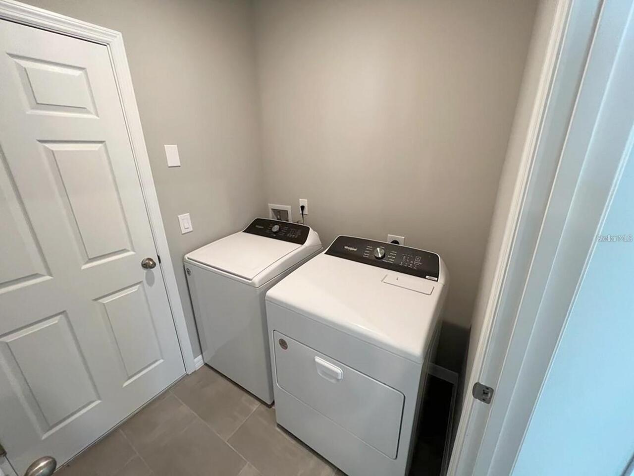 Listing Photo 8