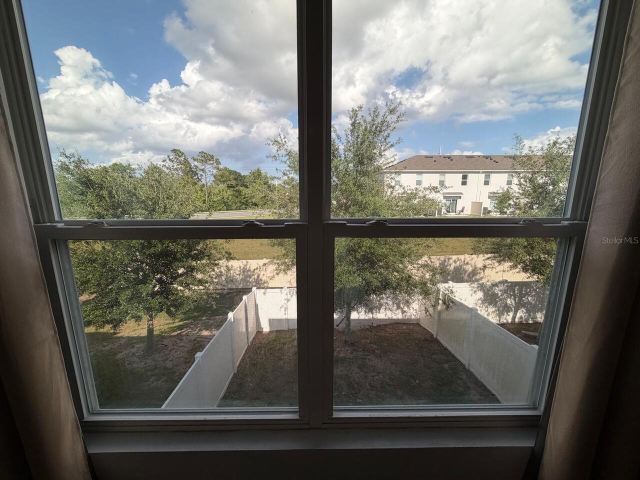 Listing Photo 16