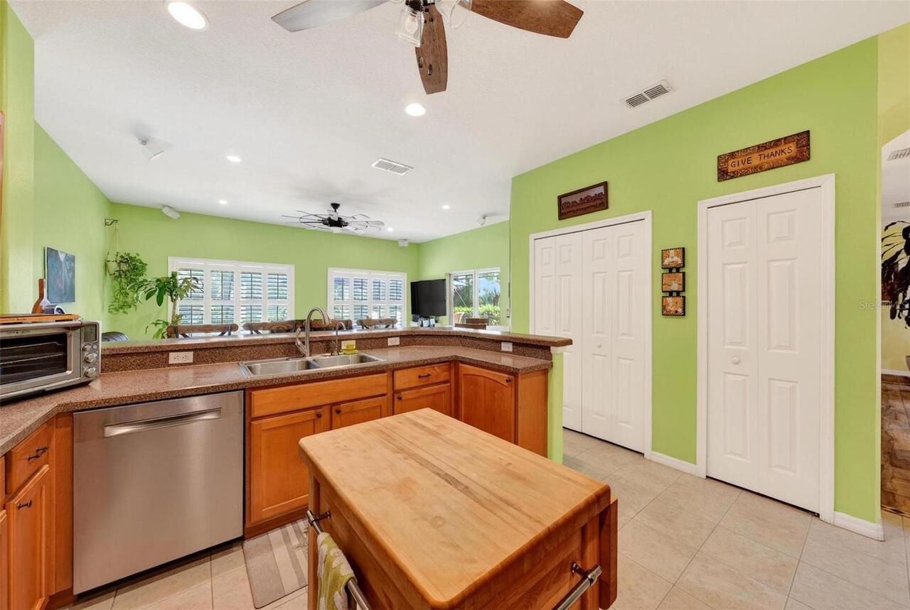 Listing Photo 17