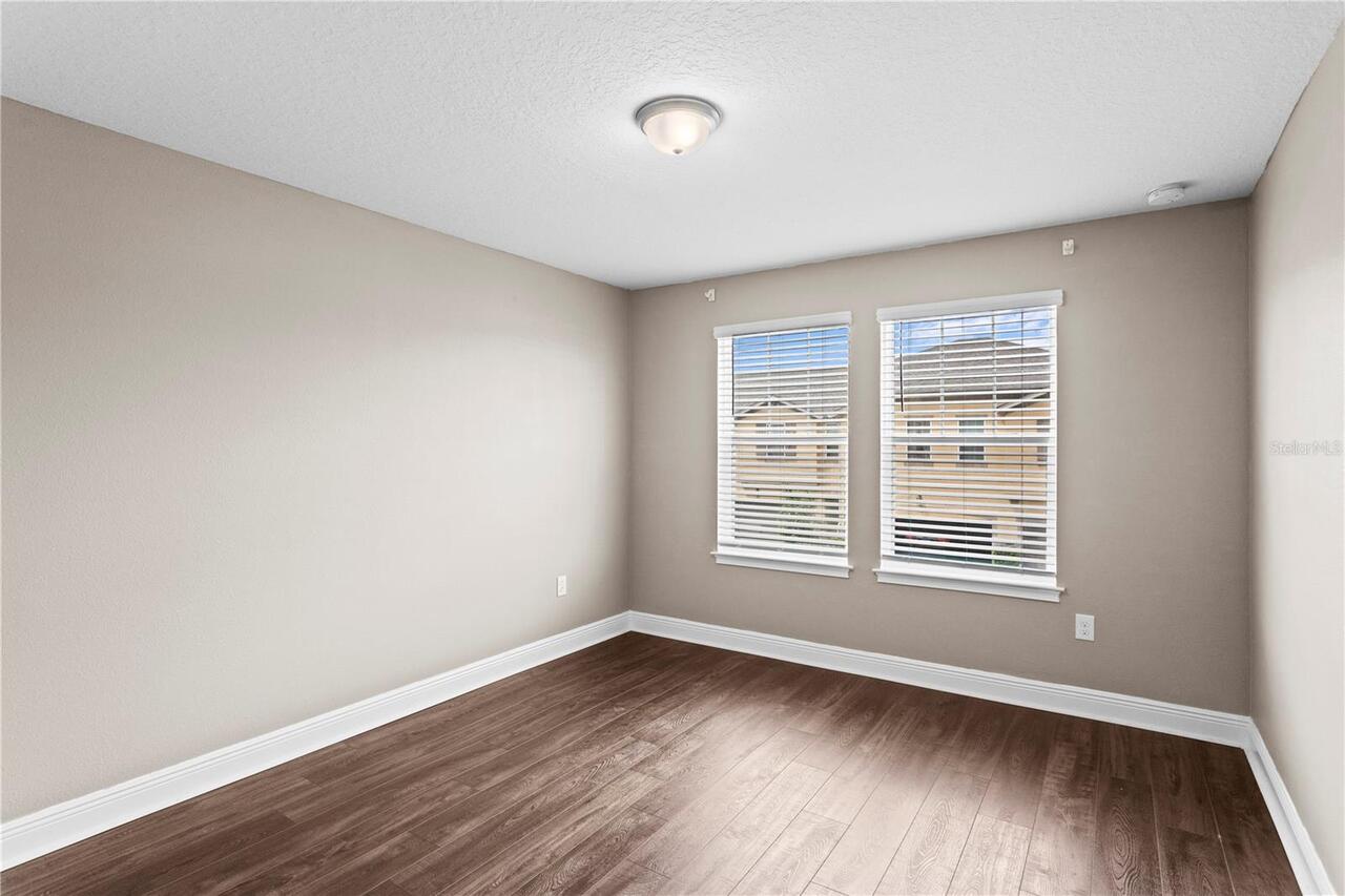 Listing Photo 28