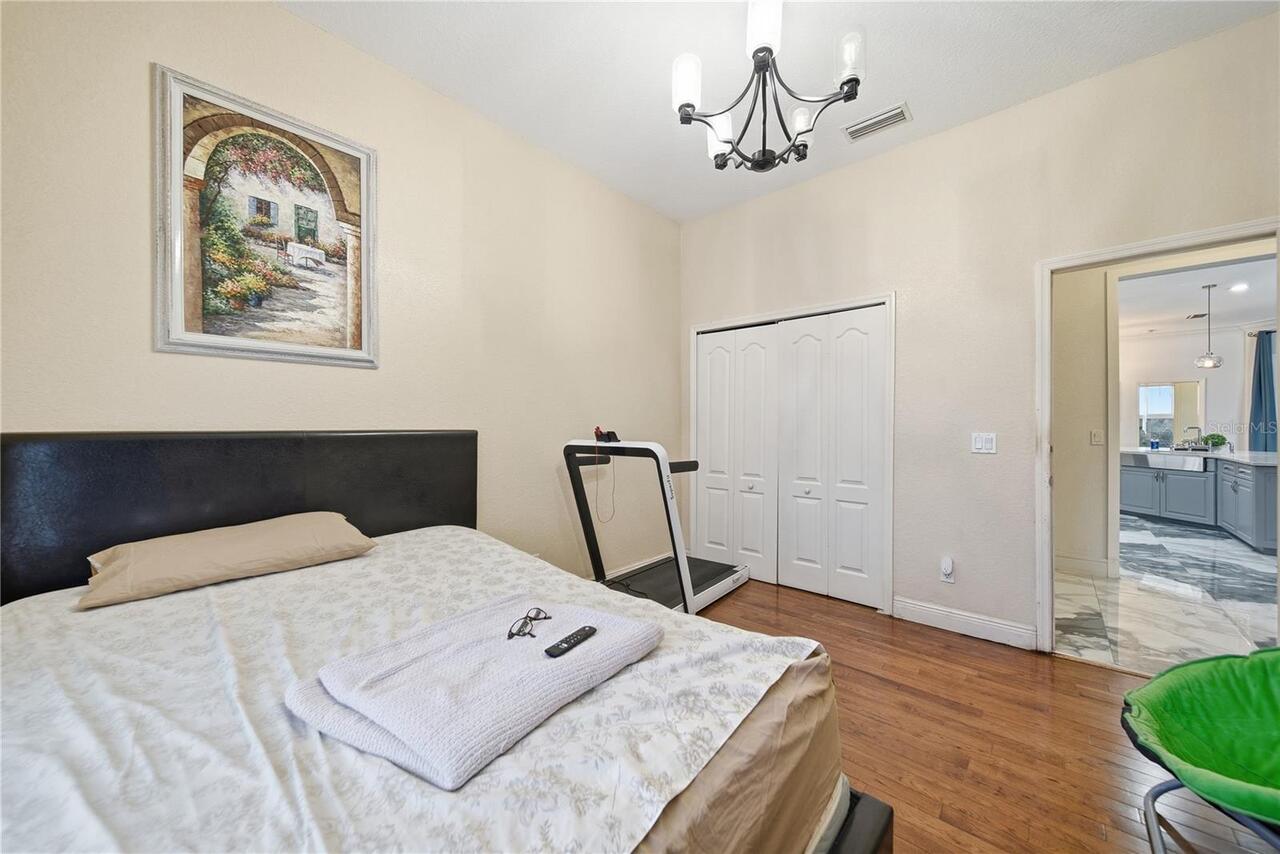 Listing Photo 25