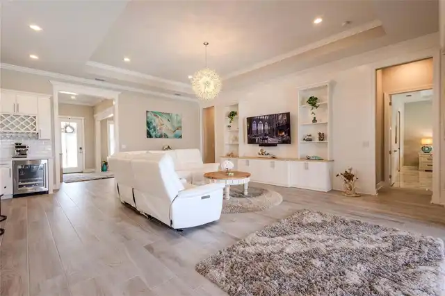 Listing Photo 19