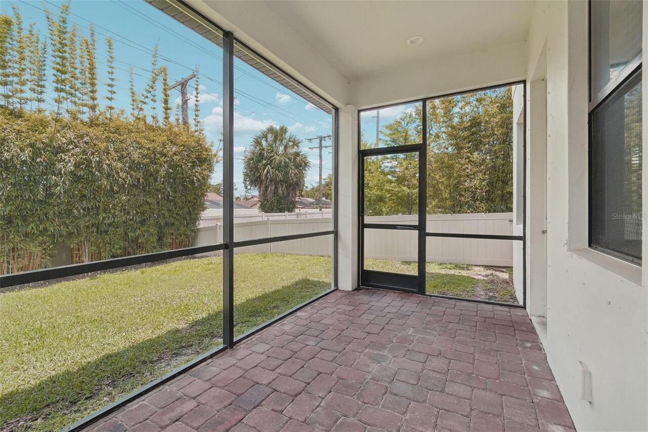 Listing Photo 17