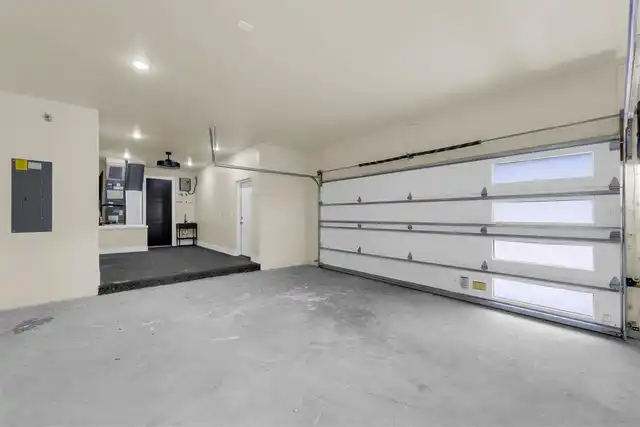 Listing Photo 20