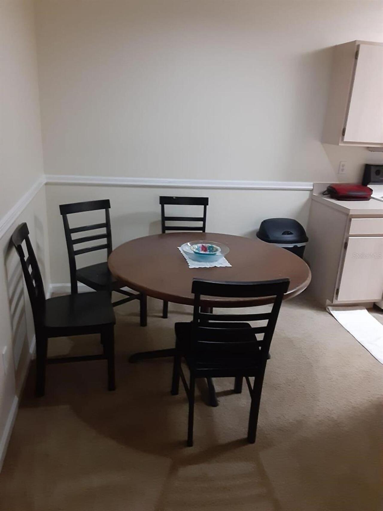 Listing Photo 9