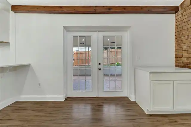 Listing Photo 15