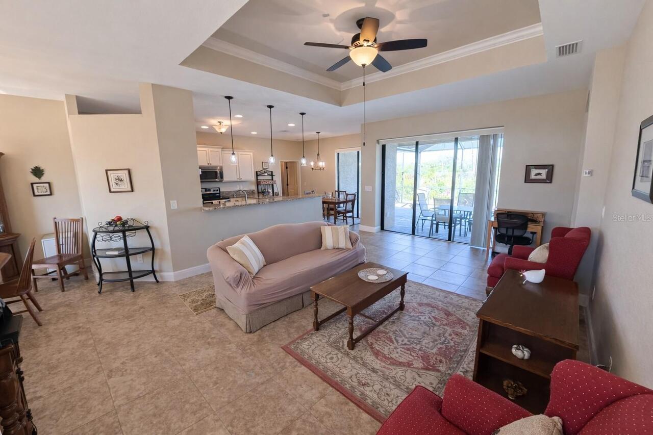 Listing Photo 8