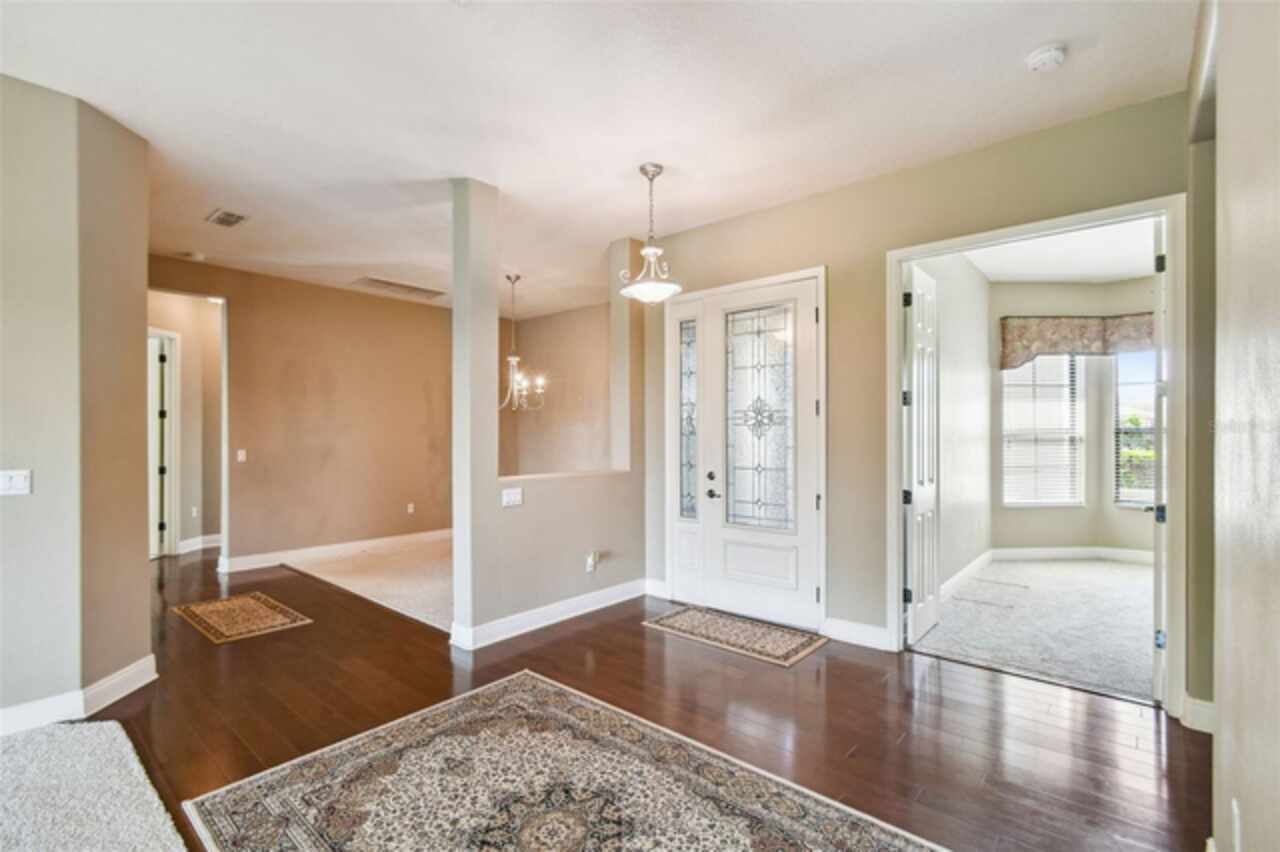 Listing Photo 11