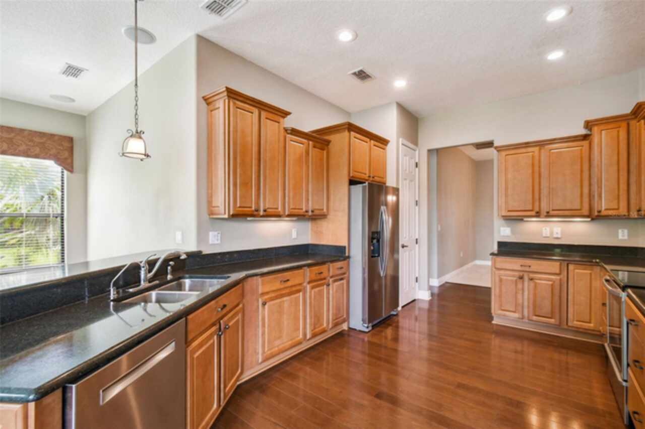 Listing Photo 15