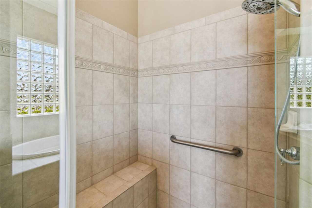 Listing Photo 25