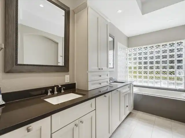 Listing Photo 37
