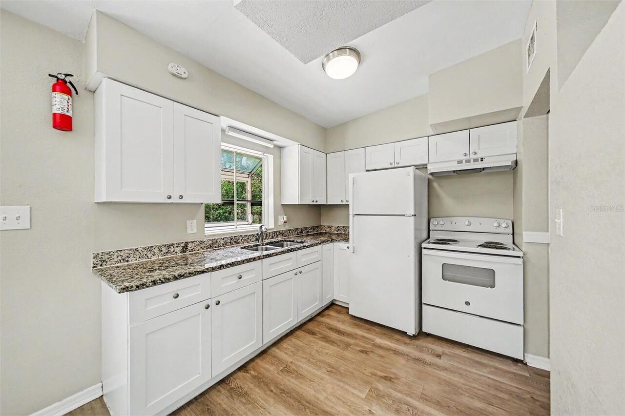 Listing Photo 7