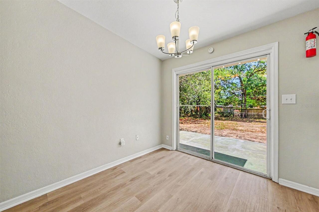 Listing Photo 9