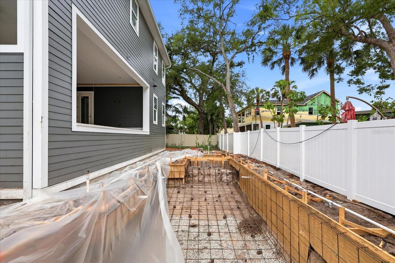 Listing Photo 11