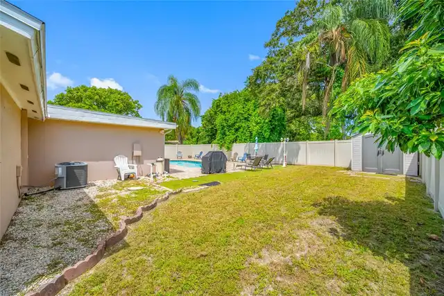 Listing Photo 15