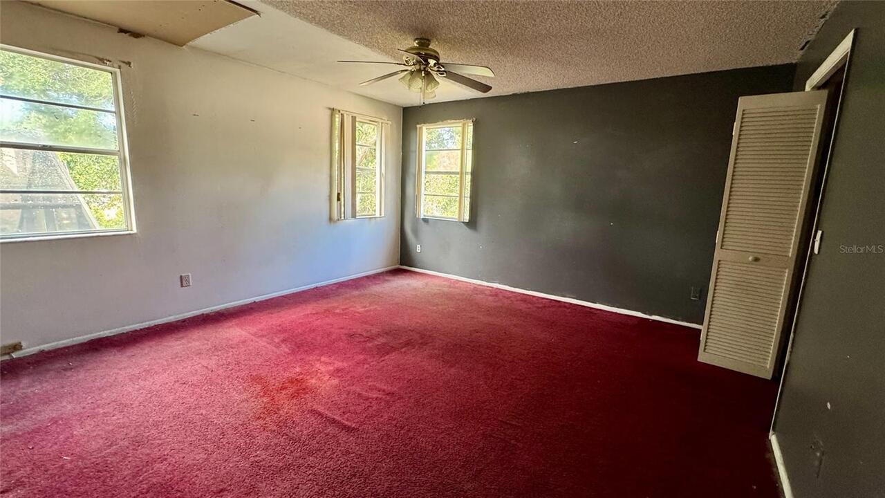 Listing Photo 12