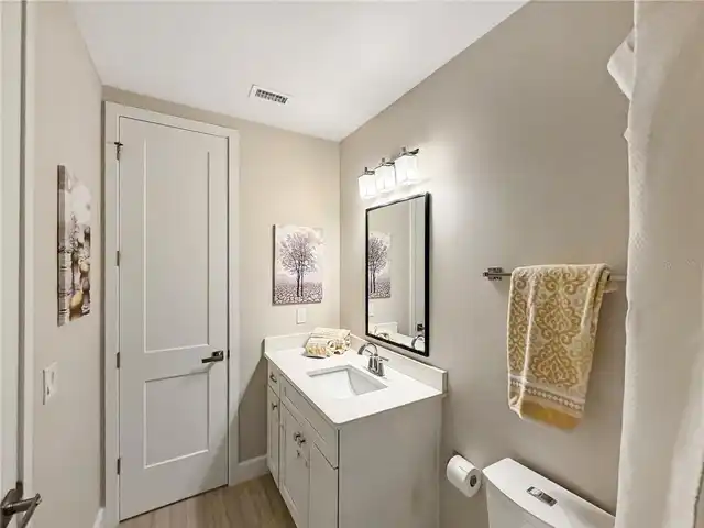Listing Photo 32