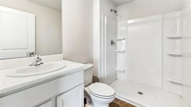 Listing Photo 17