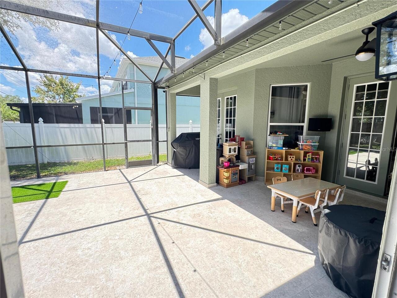 Listing Photo 11