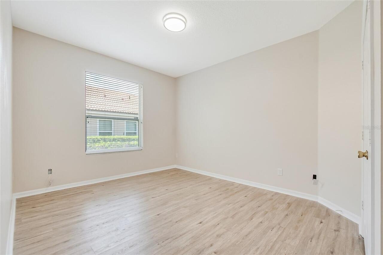 Listing Photo 23