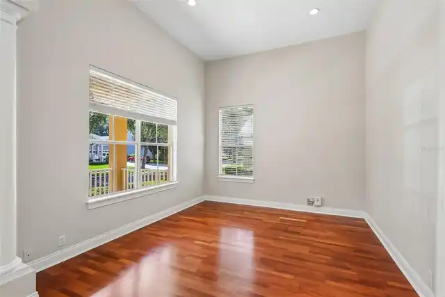 Listing Photo 7