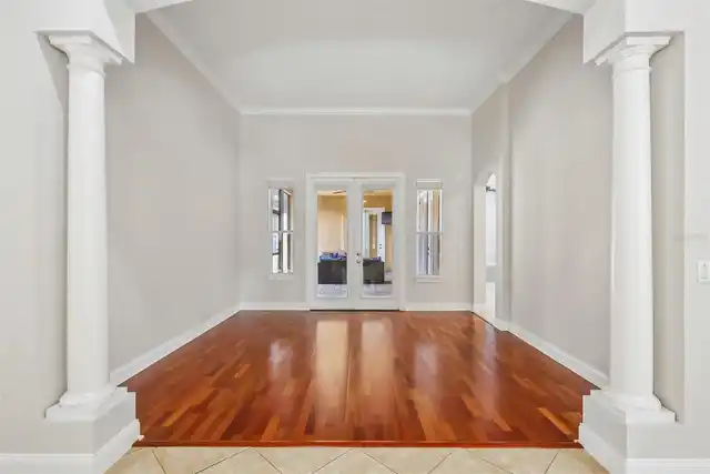 Listing Photo 11