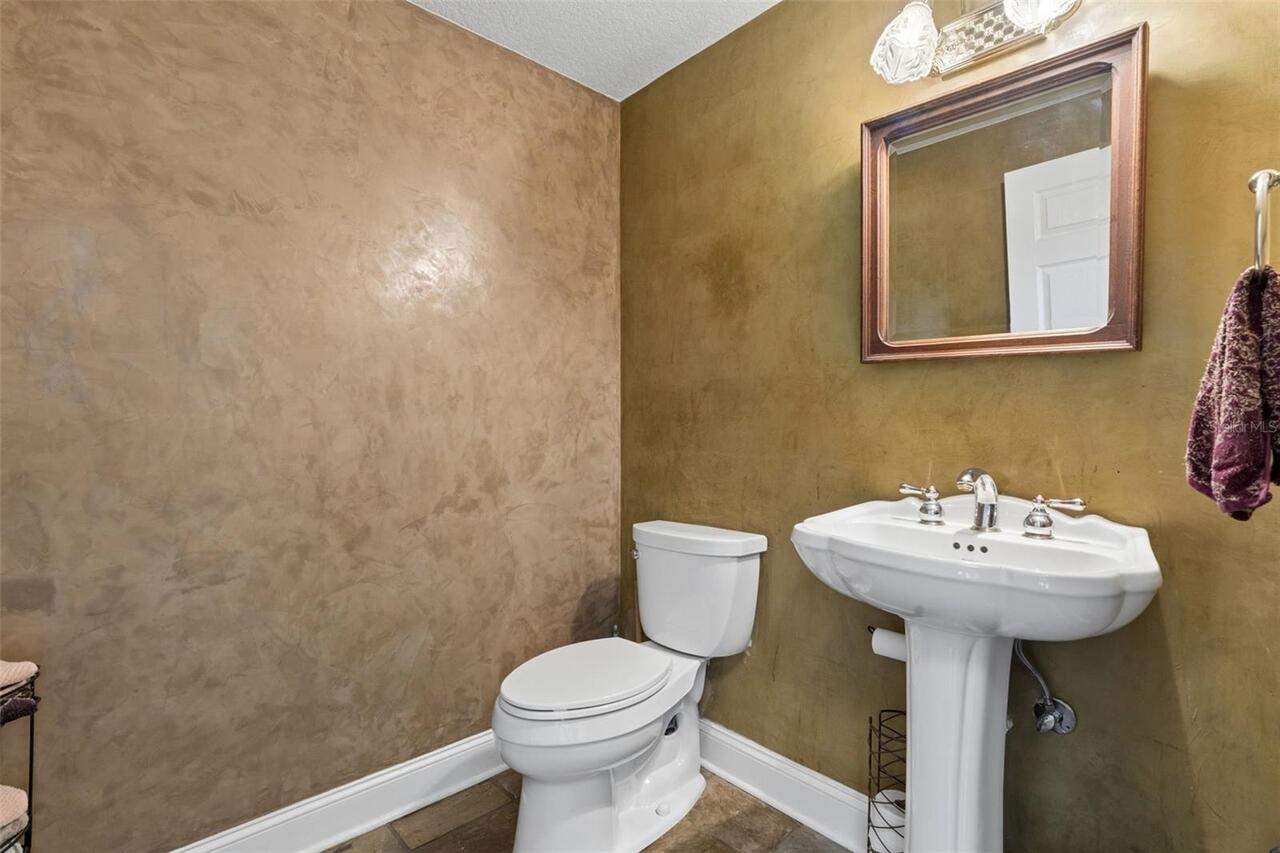 Listing Photo 9