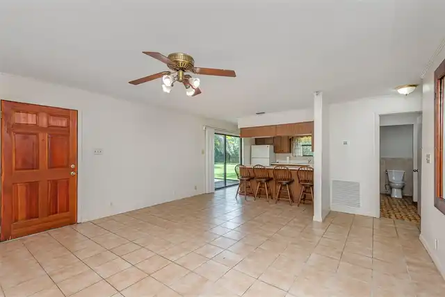 Listing Photo 33