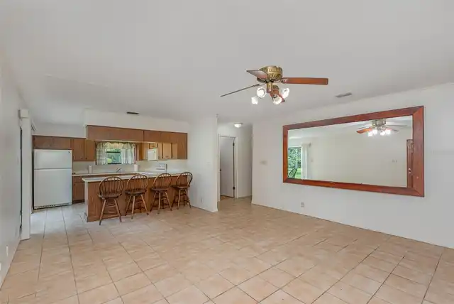 Listing Photo 34