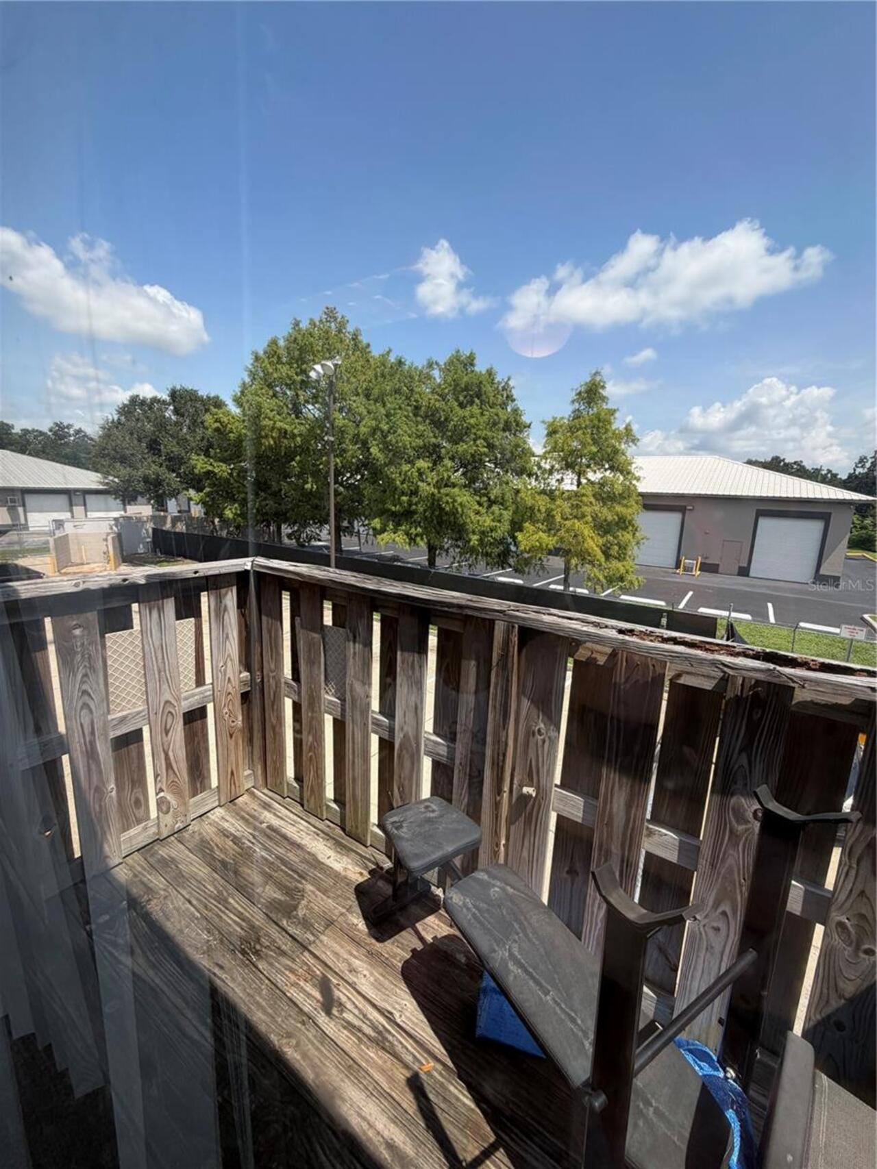 Listing Photo 9