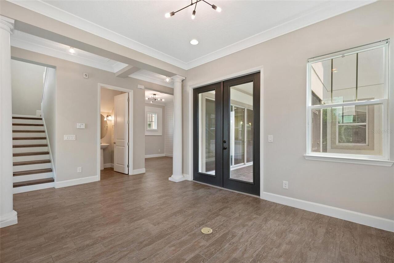 Listing Photo 8