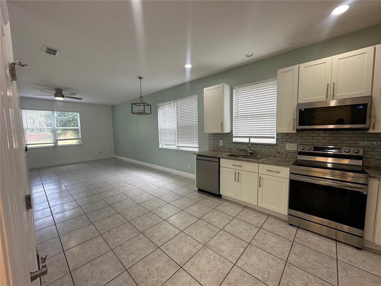Listing Photo 7