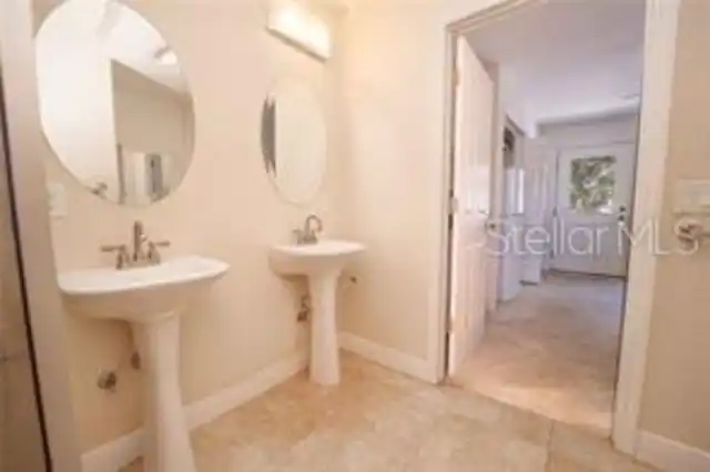 Listing Photo 7